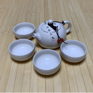 Набор для чаепития  из керамики на 4 персоны белый. Photo 3